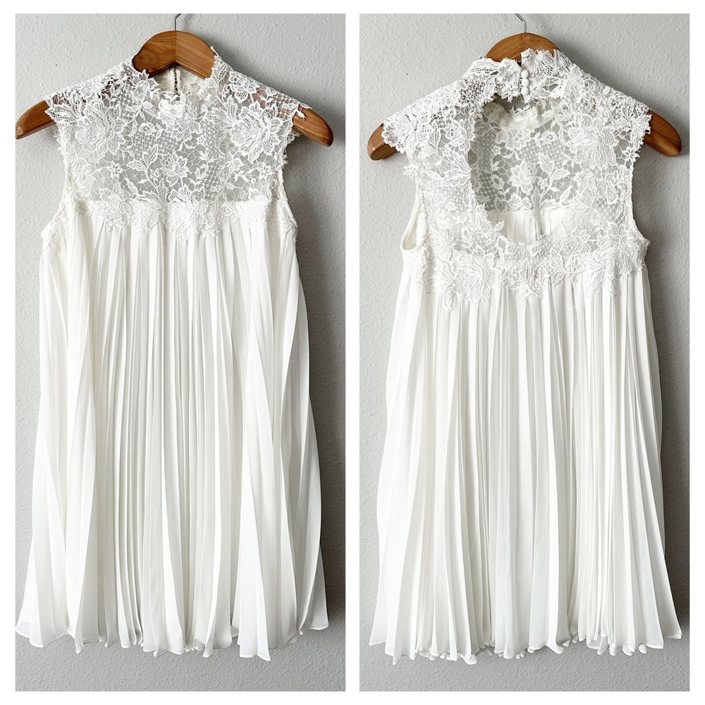 GALINA‎ White Lace Mock Neck Chiffon Accordion Pleated Dress Women's Size 4